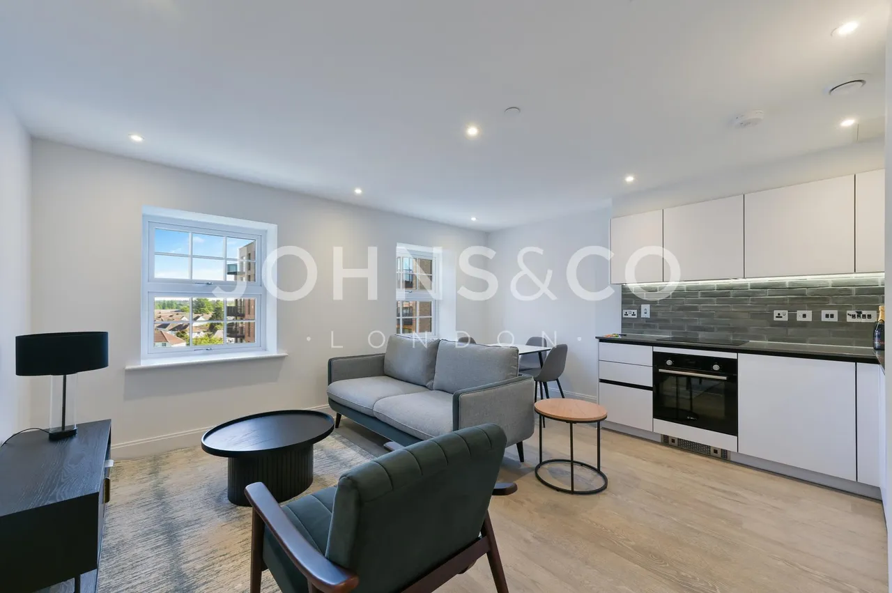 1 bed flat to rent, Horlicks Quarter, Slough, SL1