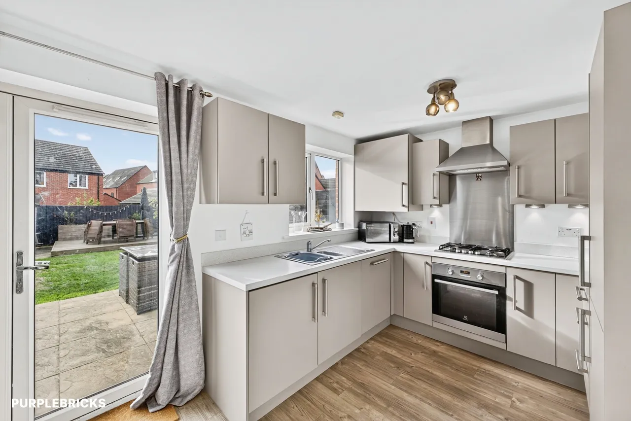 Dover Close, Duston, NN5, photo 7