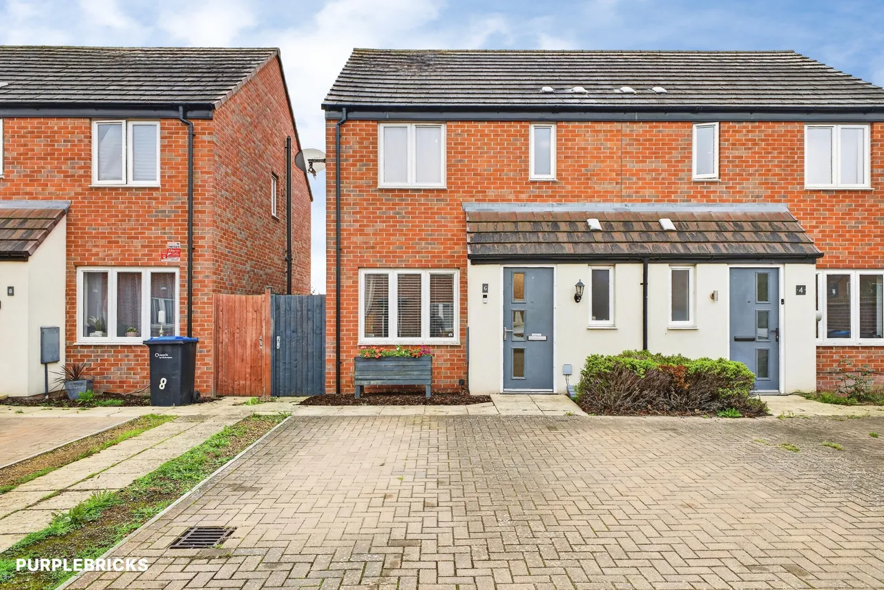 Dover Close, Duston, NN5, photo 16