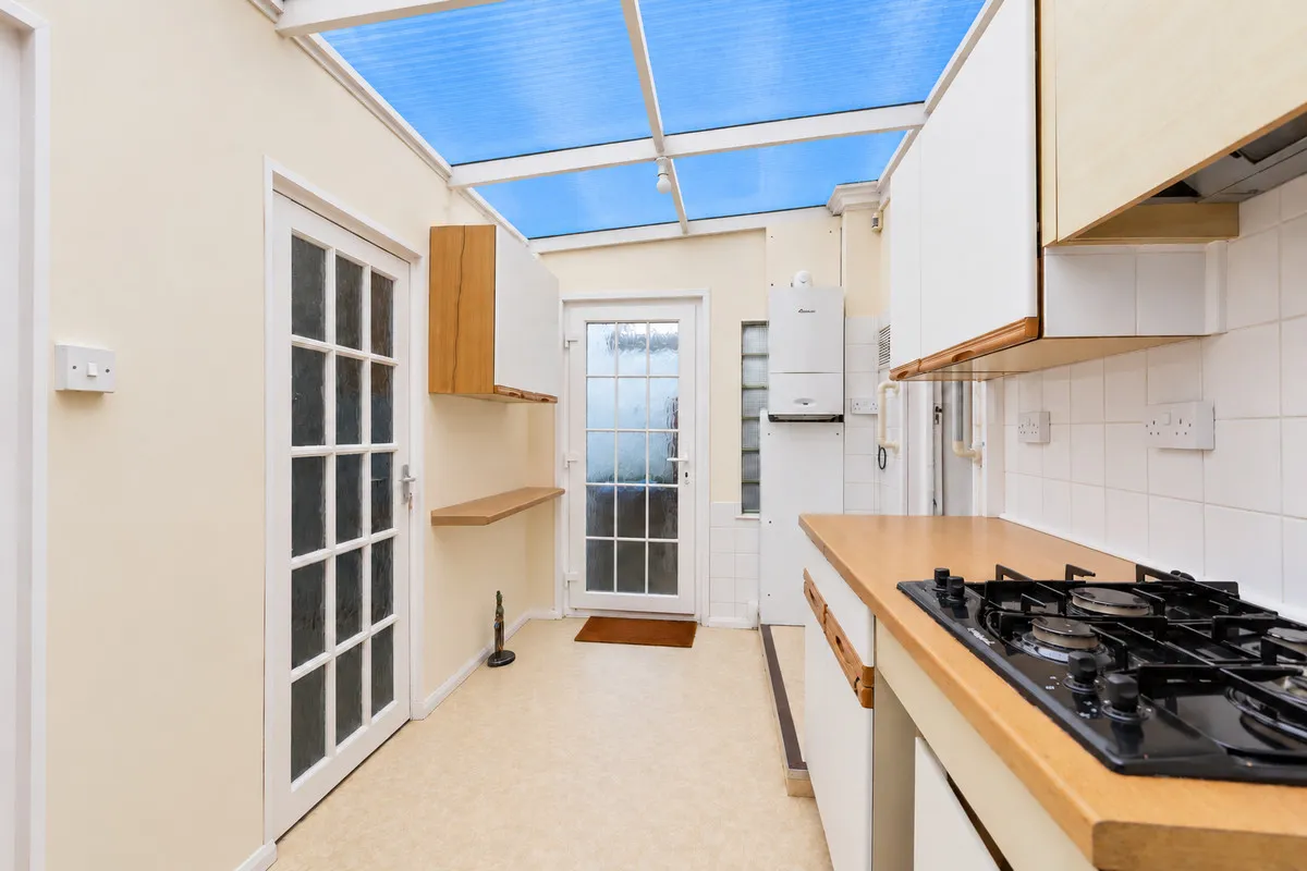 North Lancing, BN15 0NU, photo 21