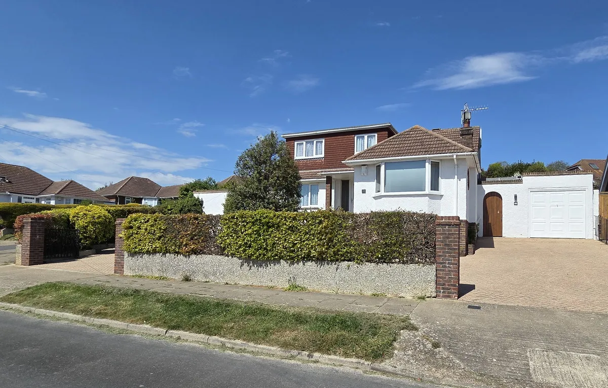 North Lancing, BN15 0NU, photo 30