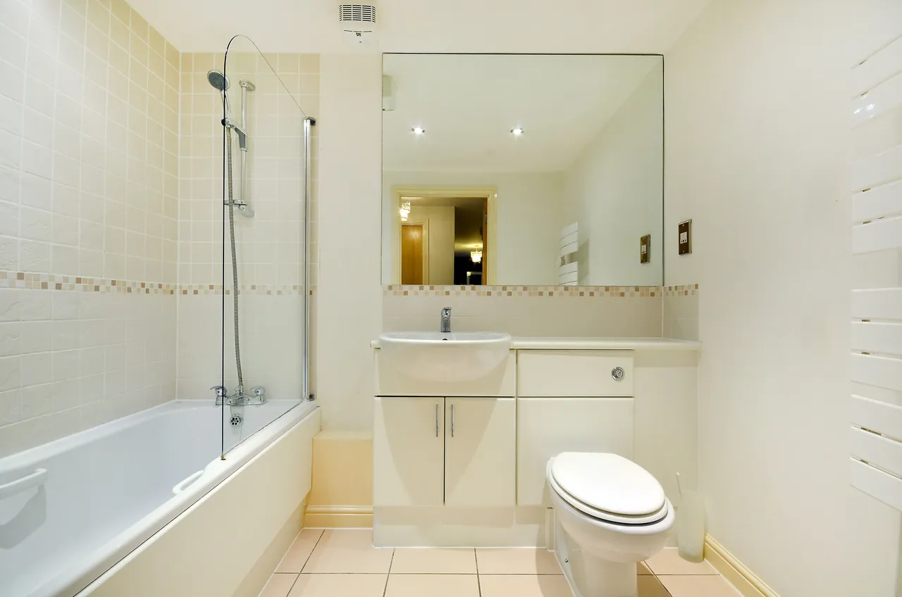 14 Rosemoor House, 90-94 Broadway, London, photo 8