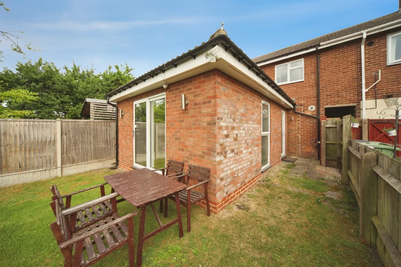 Grove Road, Houghton Regis, LU5, photo 16