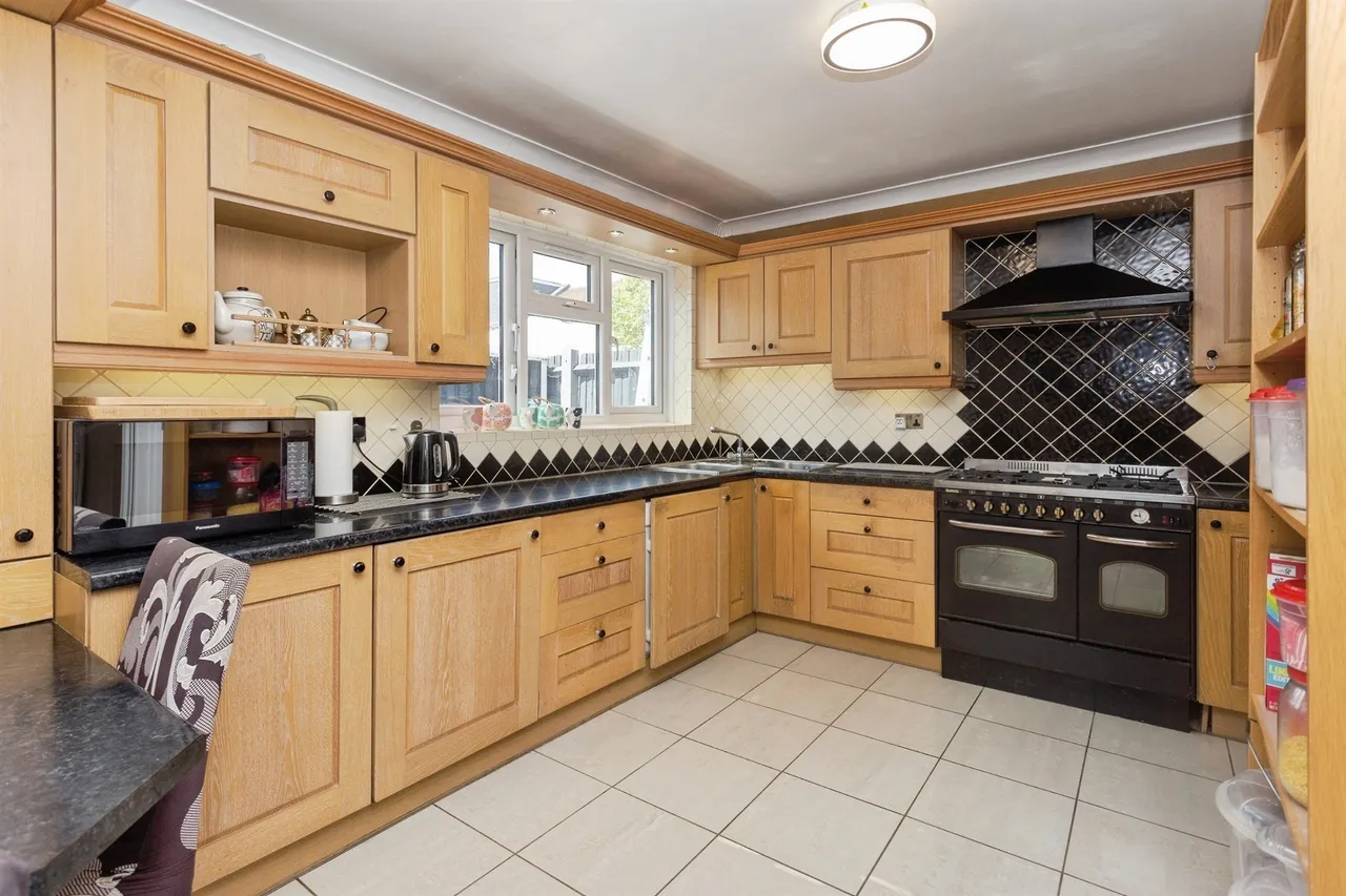 Francis Road, Harrow, photo 12