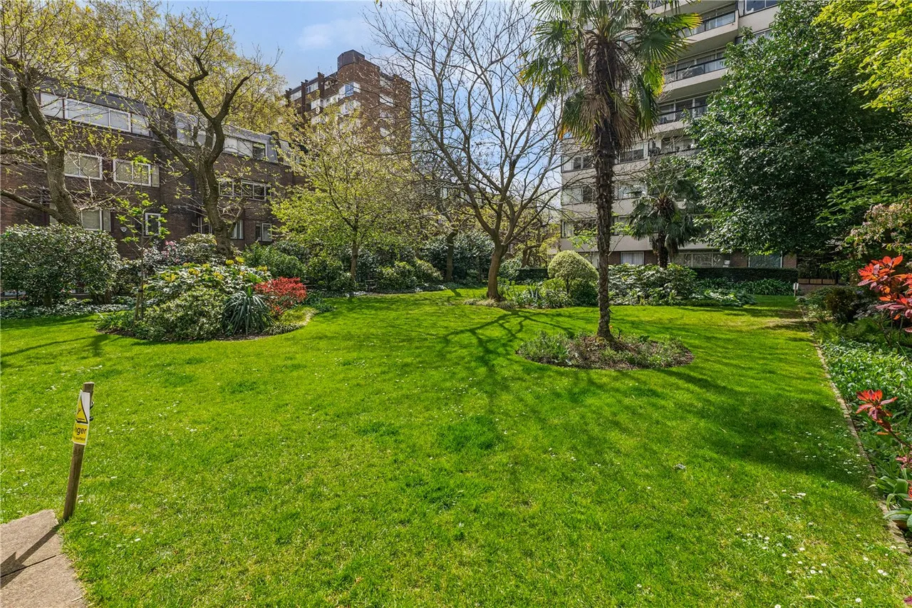 Cambridge Square, London, W2, photo 13