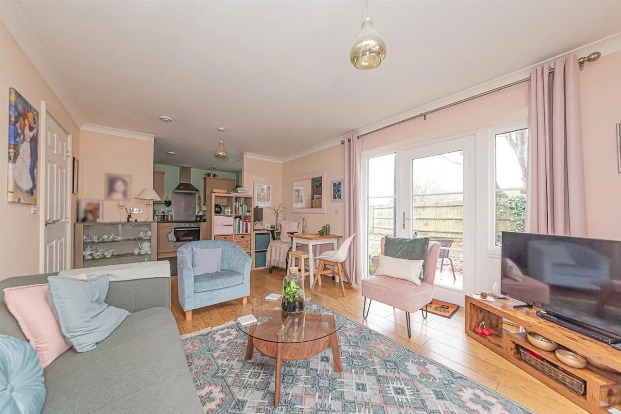 7 Queen Street, Aldershot, photo 7
