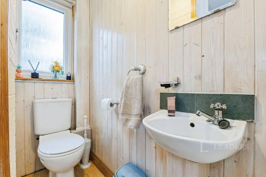 Merrylands Road, Great Bookham, KT23, photo 5