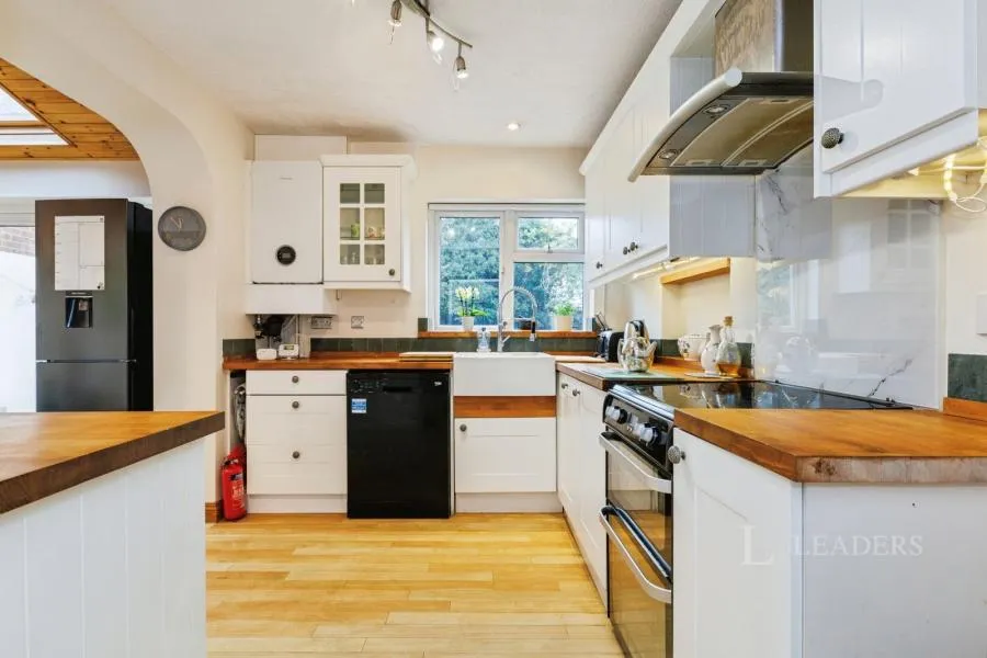 Merrylands Road, Great Bookham, KT23, photo 10