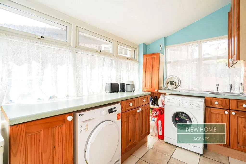 Romsey Place, Mansfield, NG19, photo 9