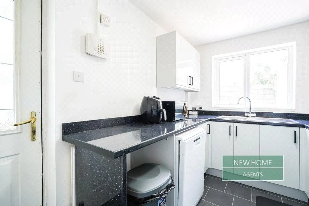 Romsey Place, Mansfield, NG19, photo 8