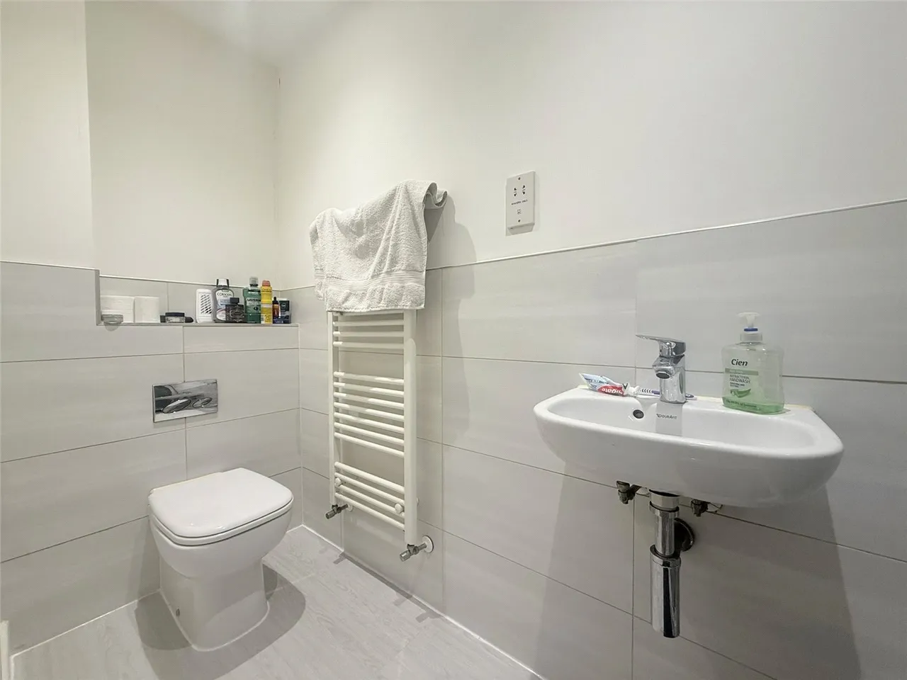Yeo Crescent, Crediton, Devon, EX17, photo 7