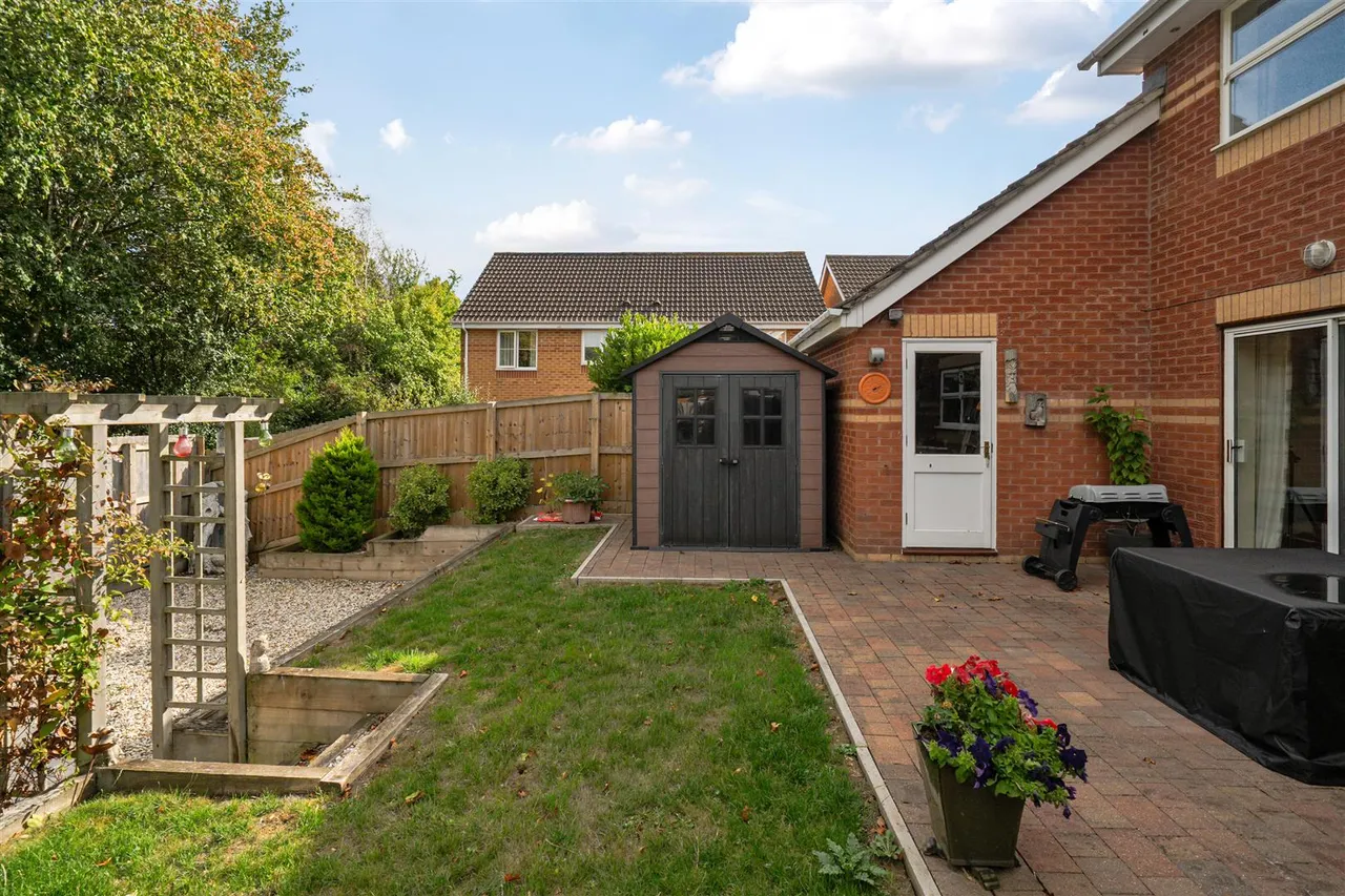 Gibbs Leaze, Hilperton, BA14, photo 16