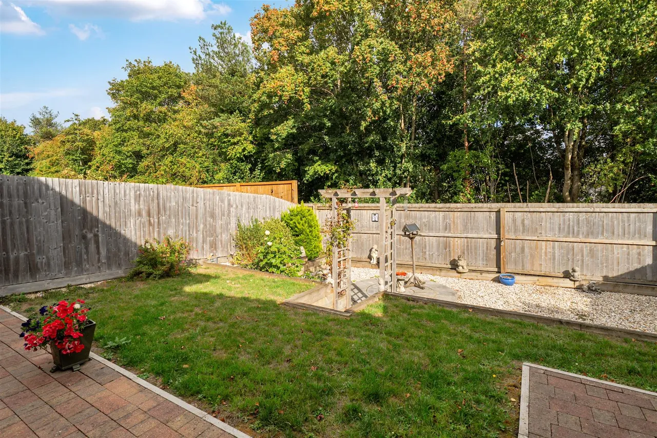 Gibbs Leaze, Hilperton, BA14, photo 17