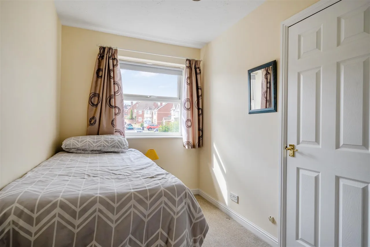 Gibbs Leaze, Hilperton, BA14, photo 14