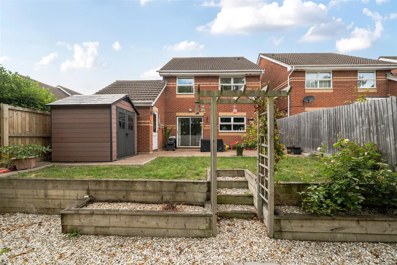 Gibbs Leaze, Hilperton, BA14, photo 9