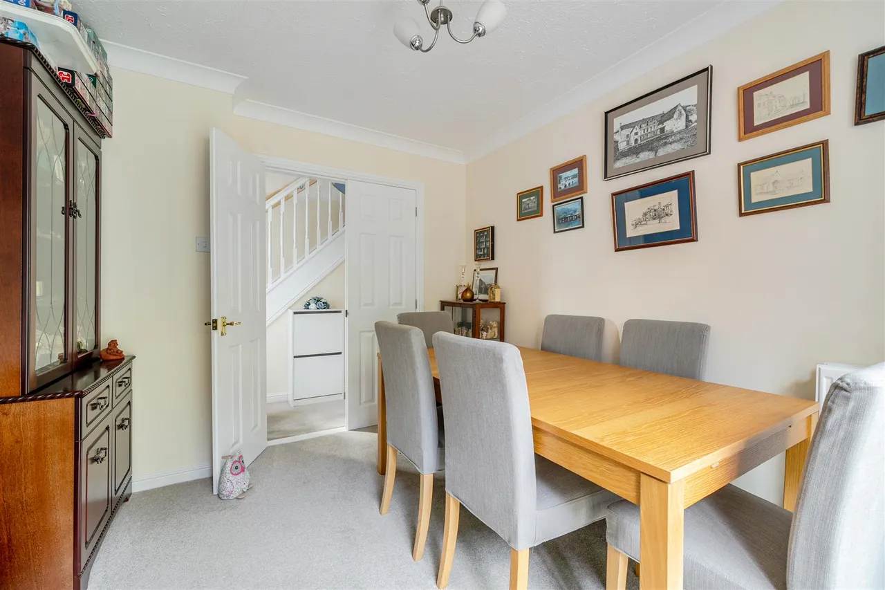 Gibbs Leaze, Hilperton, BA14, photo 12