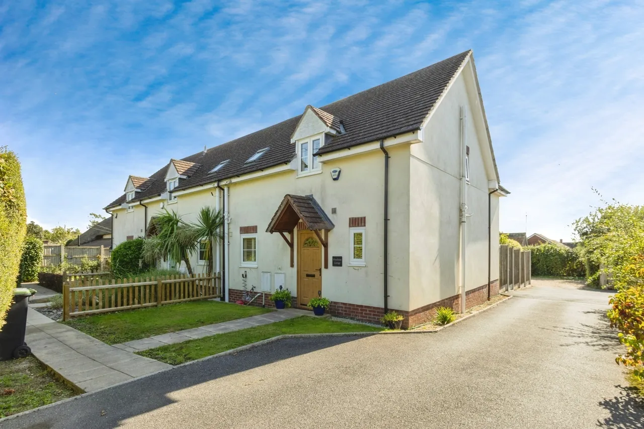 3 bed house for sale, Huntick Road, Lytchett Matravers, BH16