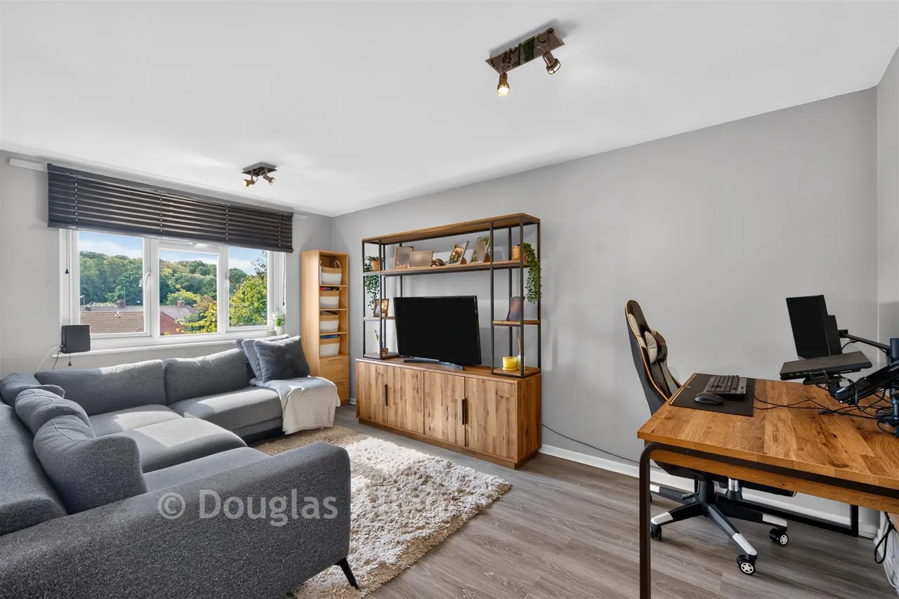 Mapleton Road, Chingford, E4, photo 2