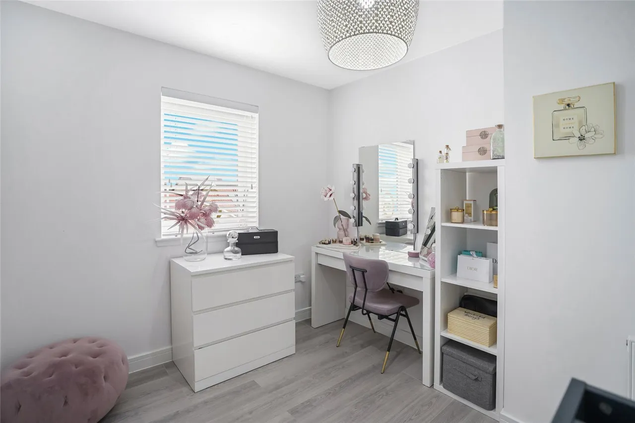 Cuinin Road, Star, Glenrothes, Fife, KY7, photo 11