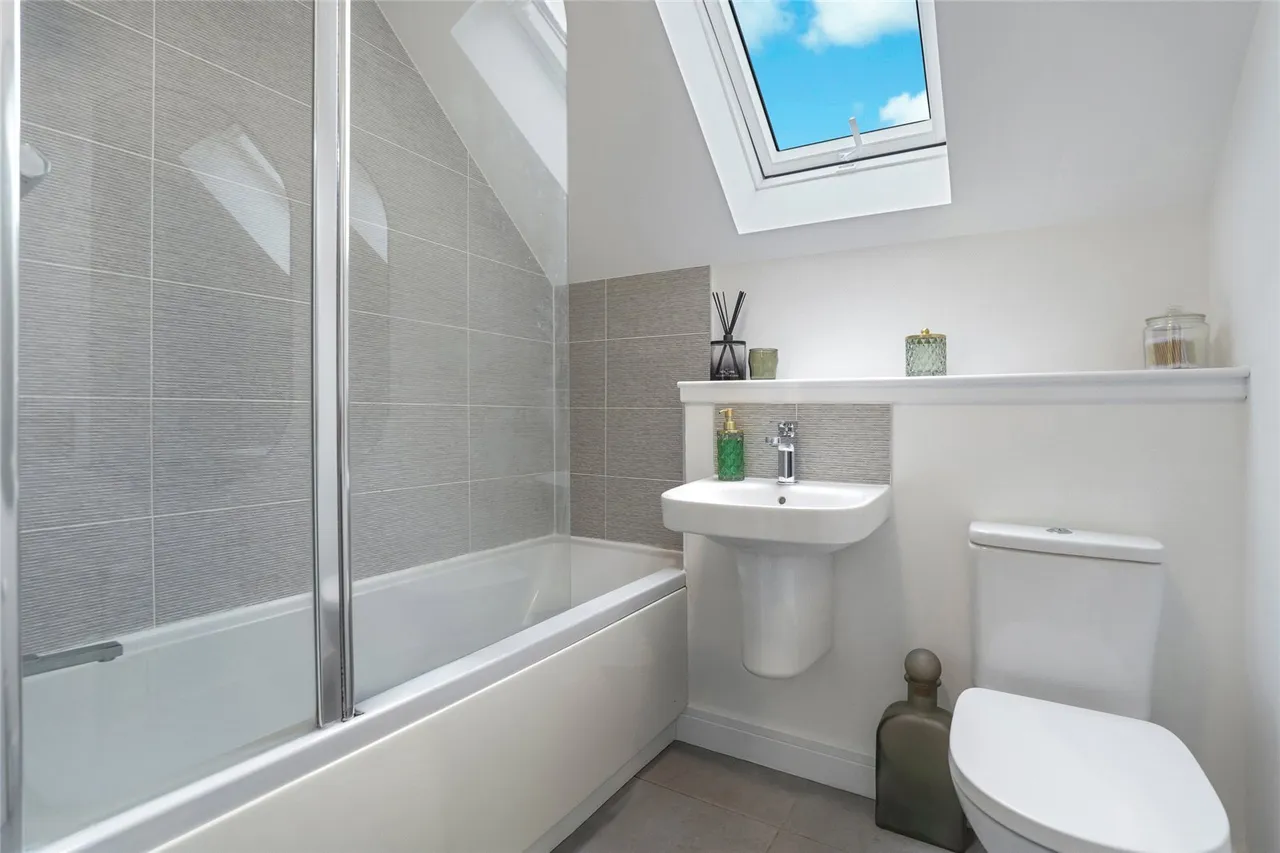 Cuinin Road, Star, Glenrothes, Fife, KY7, photo 10