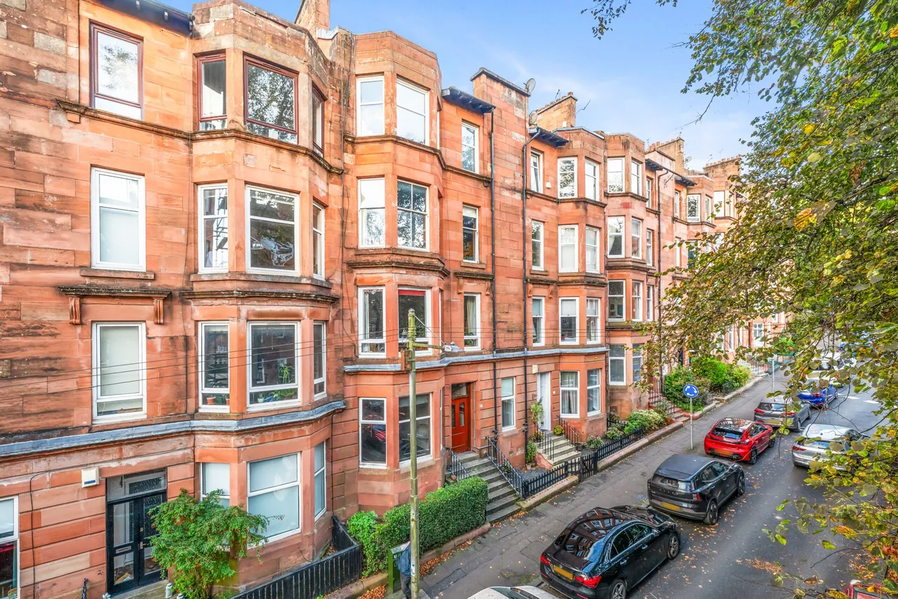 1 bed flat for sale, Edgemont Street, Shawlands, G41