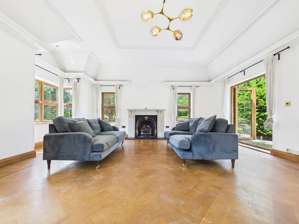 Cowfold Road, Bolney, photo 4