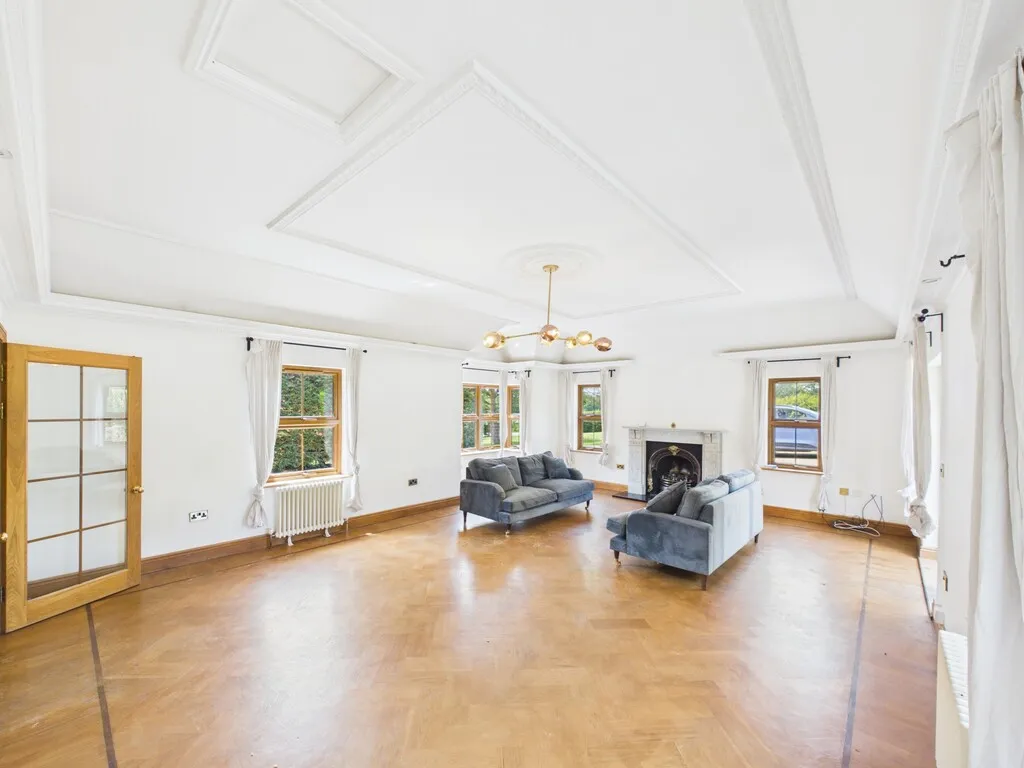 Cowfold Road, Bolney, photo 5