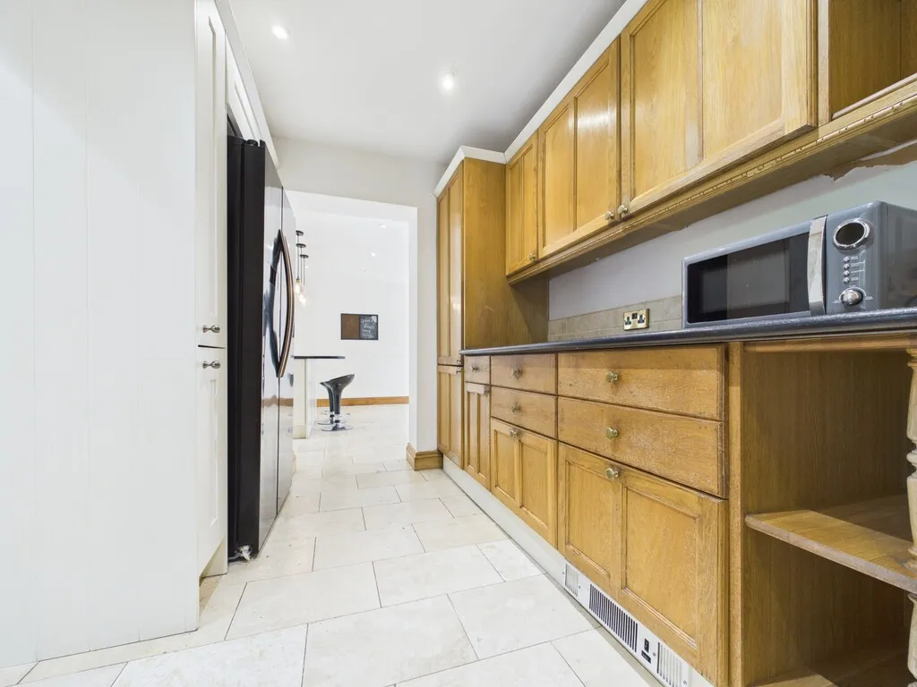 Cowfold Road, Bolney, photo 18
