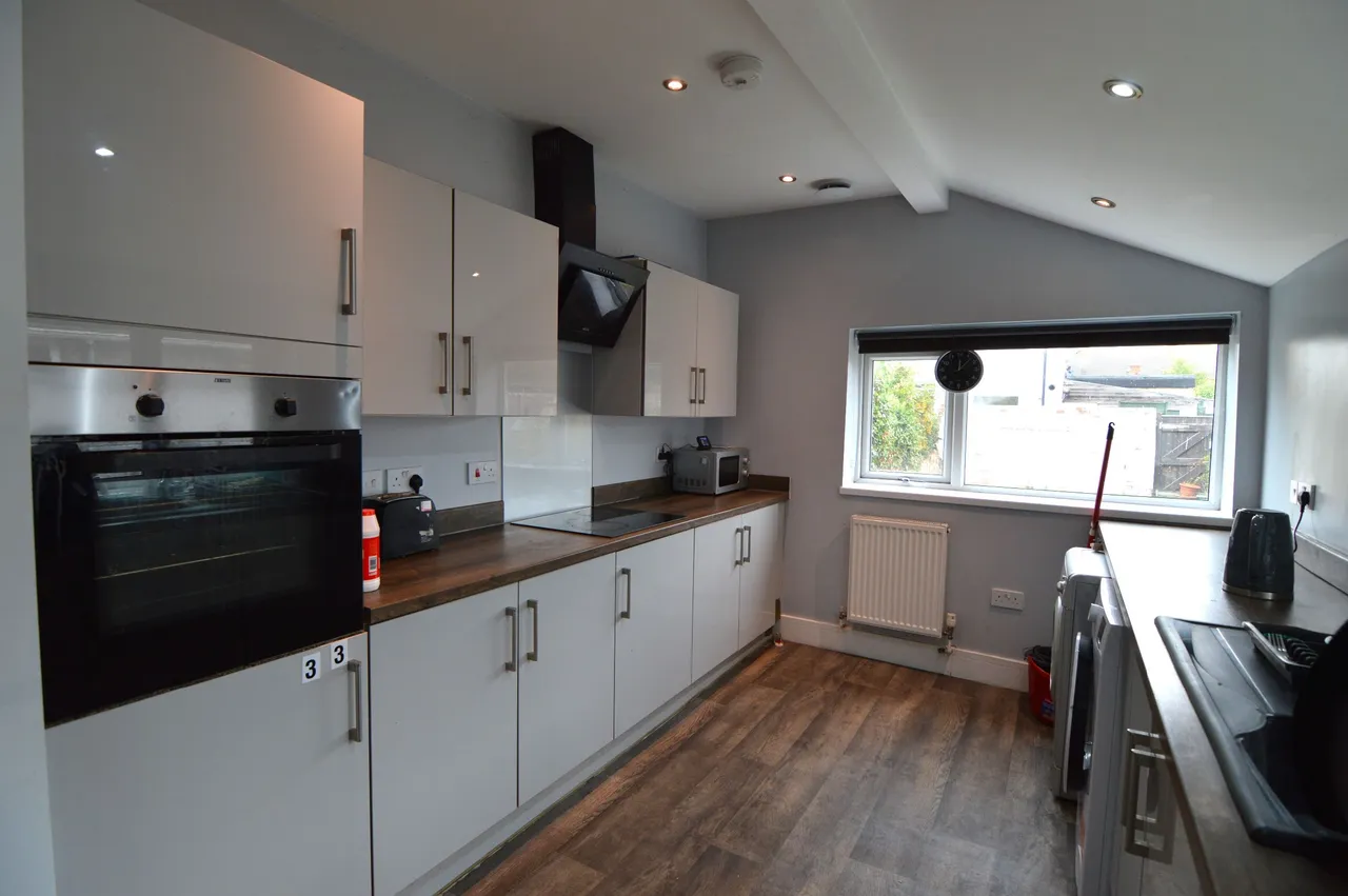 Welholme Road, Grimsby, North East Lincolnshire, DN32 0NL, photo 3