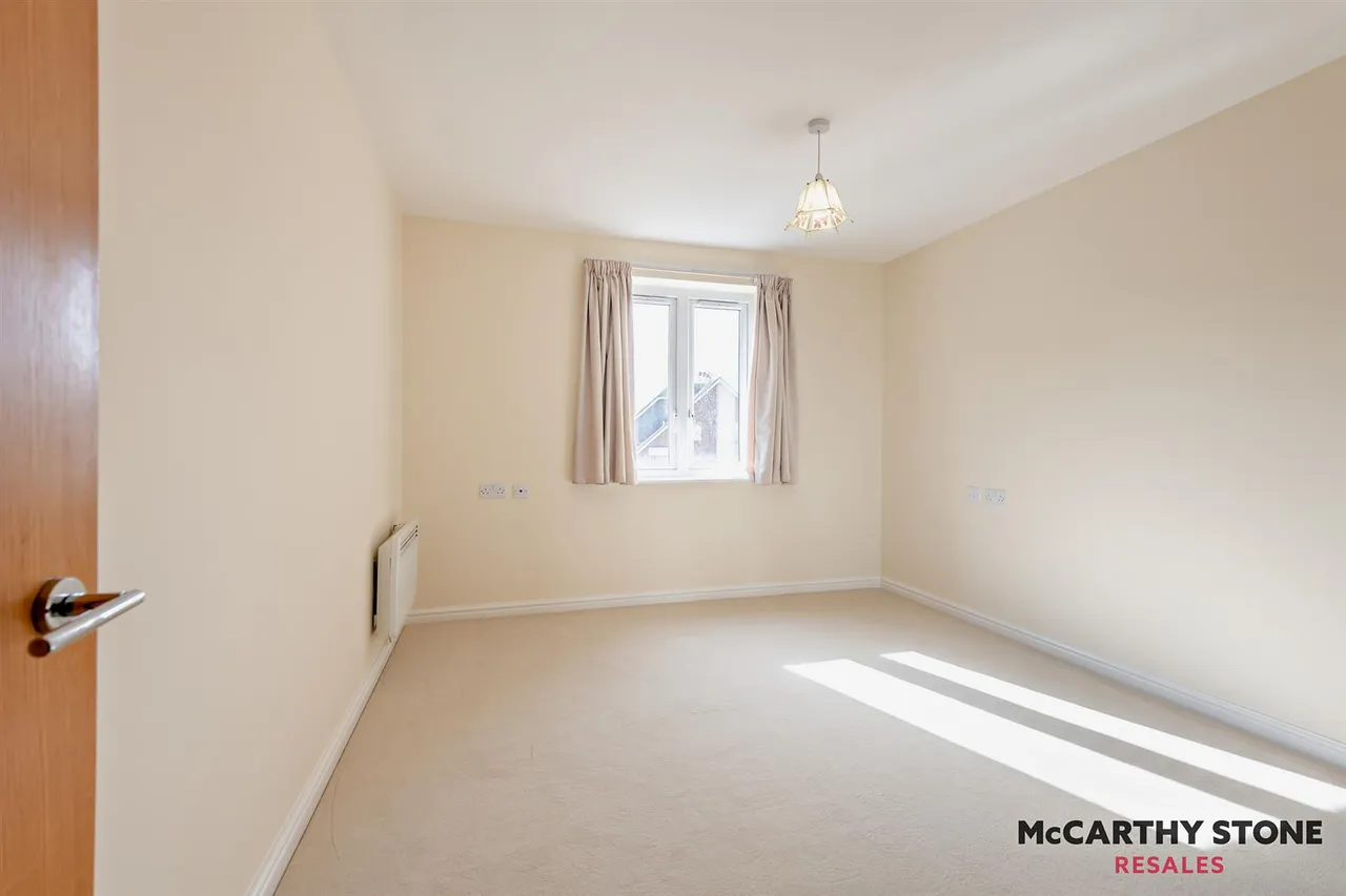 Avenue Road, Lymington, SO41, photo 4