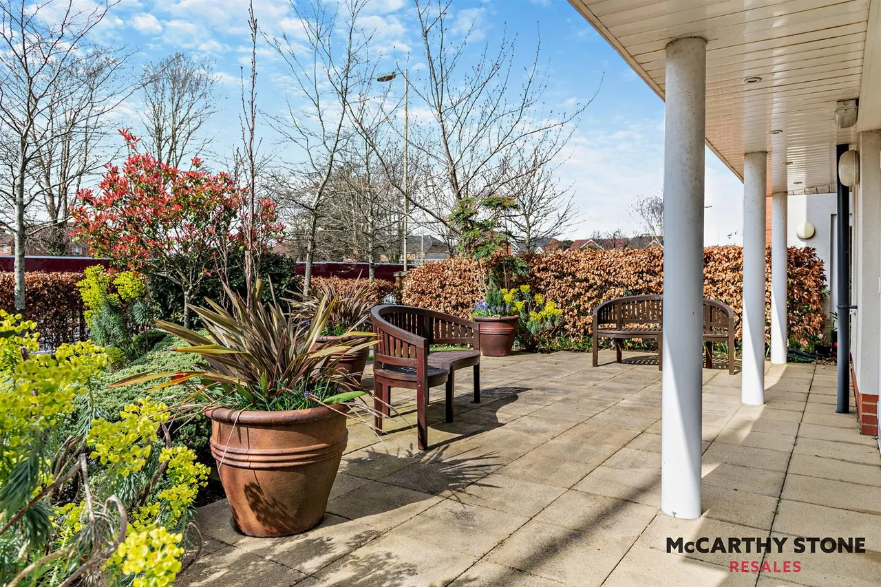 Avenue Road, Lymington, SO41, photo 16