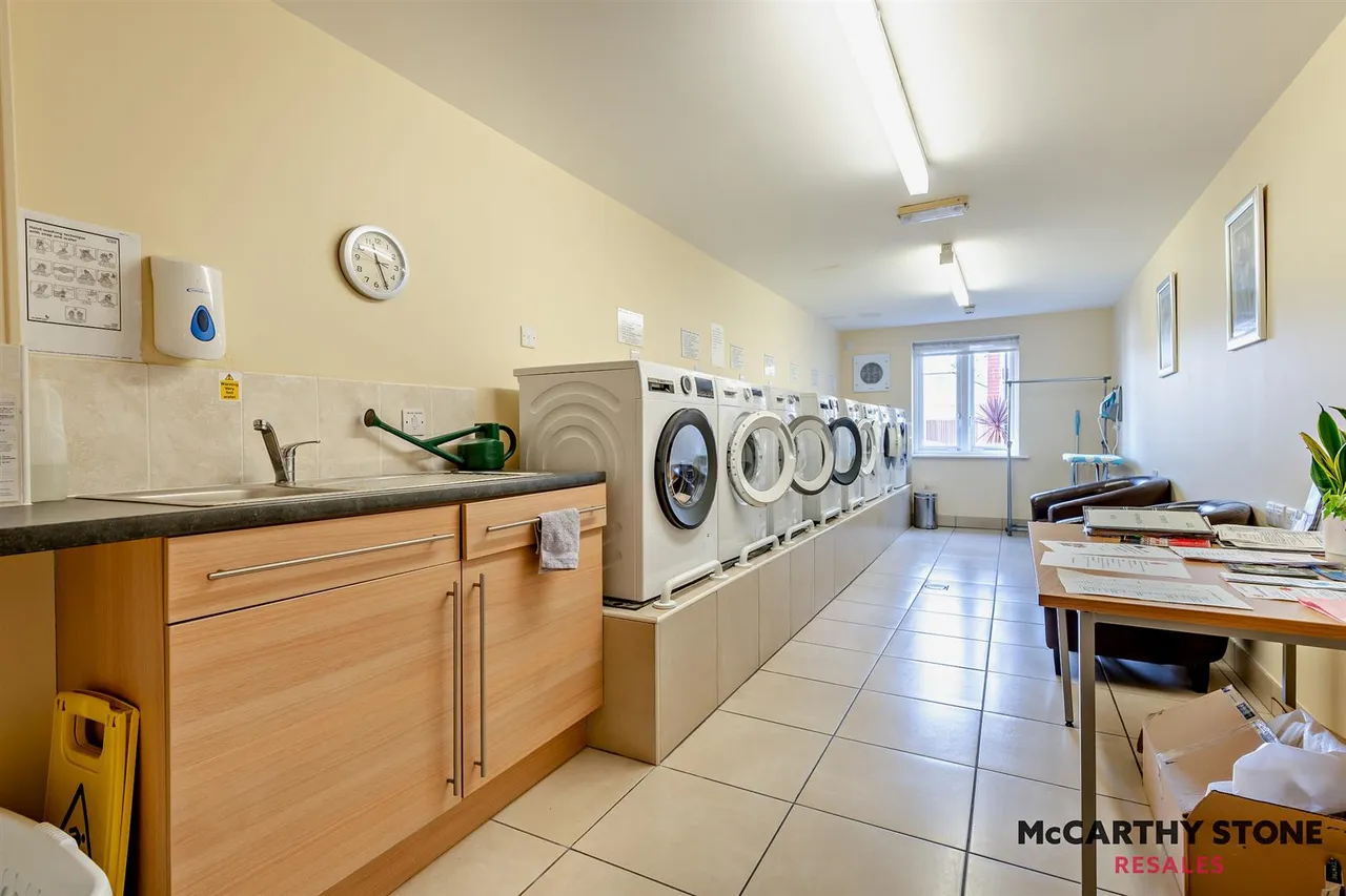 Avenue Road, Lymington, SO41, photo 14
