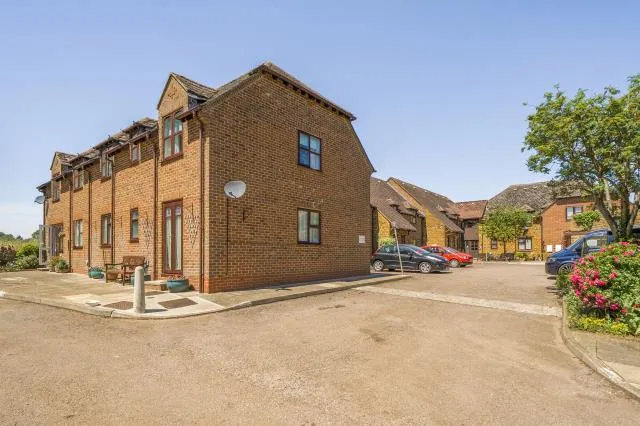 Grove Court, Banbury, OX15, photo 21
