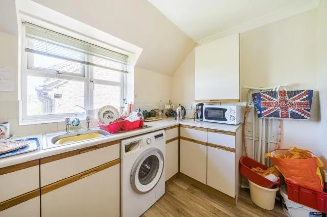 Grove Court, Banbury, OX15, photo 10