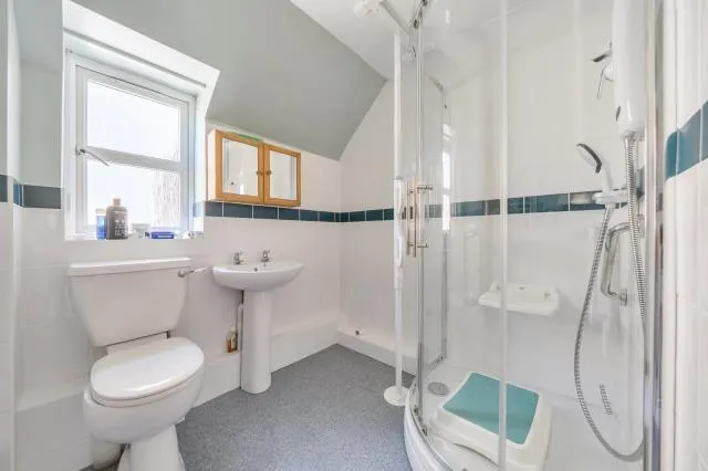 Grove Court, Banbury, OX15, photo 14