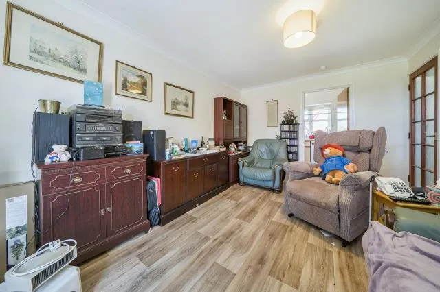 Grove Court, Banbury, OX15, photo 6