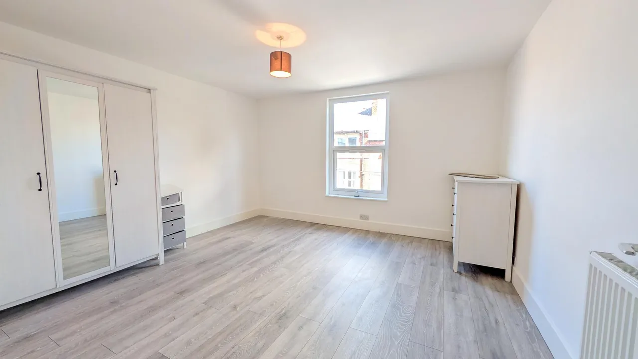 Alferton Road, Nottingham, NG7, photo 4
