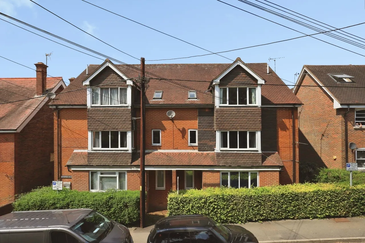 1 bed flat for sale, High Street, Buxted, TN22