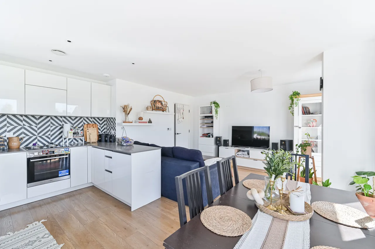 Flat 23, Paxton House, 9 Cargreen Road, London, photo 10