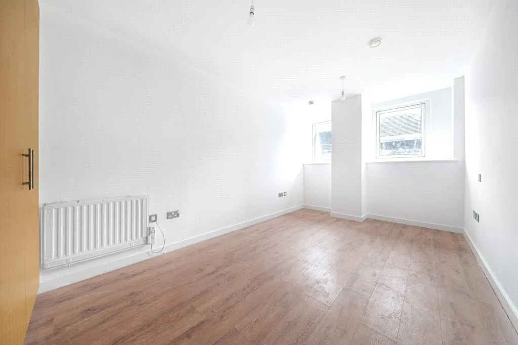 High-yield investment opportunity in the heart of Uxbridge, UB8, photo 4