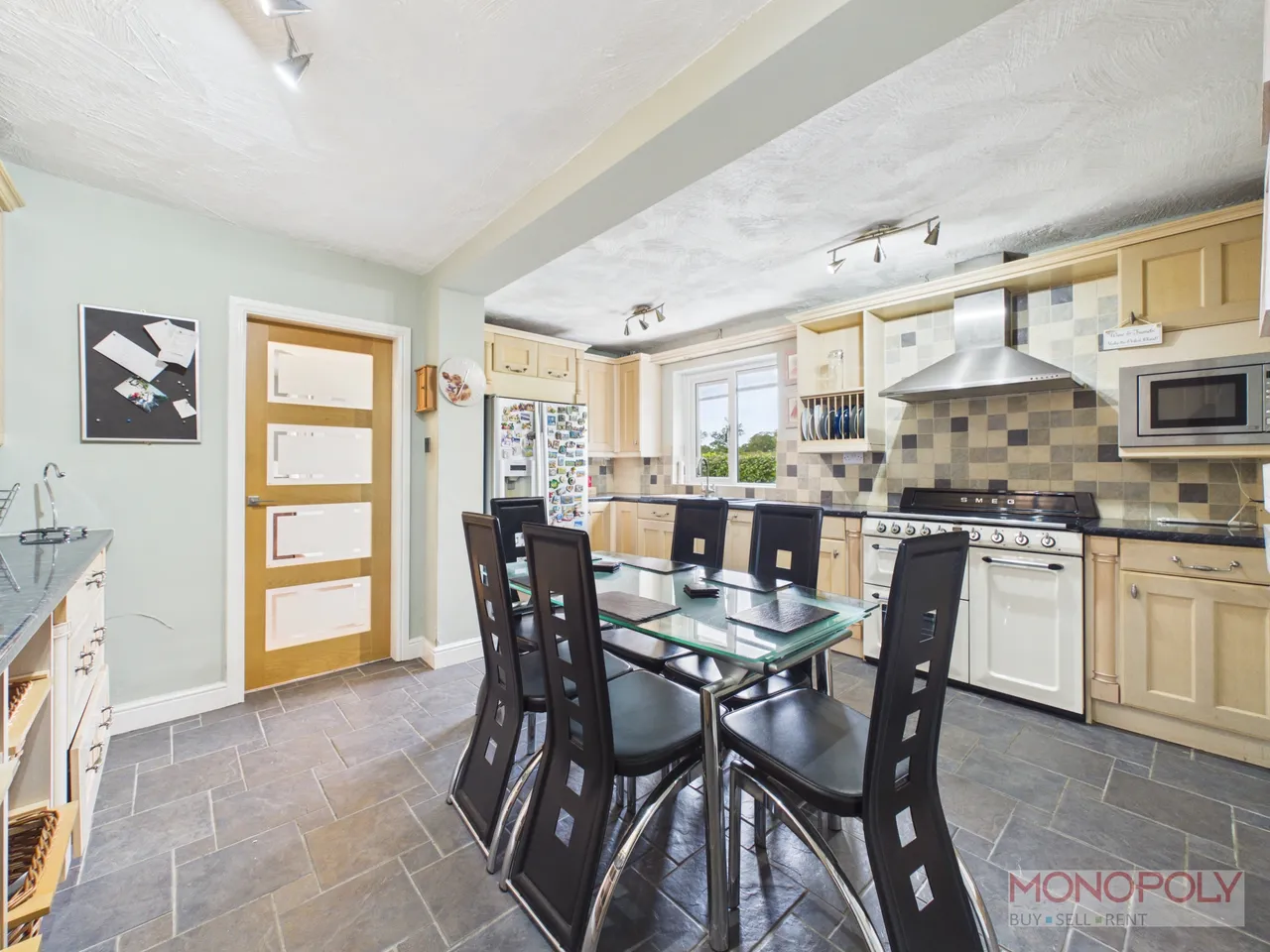 Bangor Road, Cross Lanes, LL13, photo 6