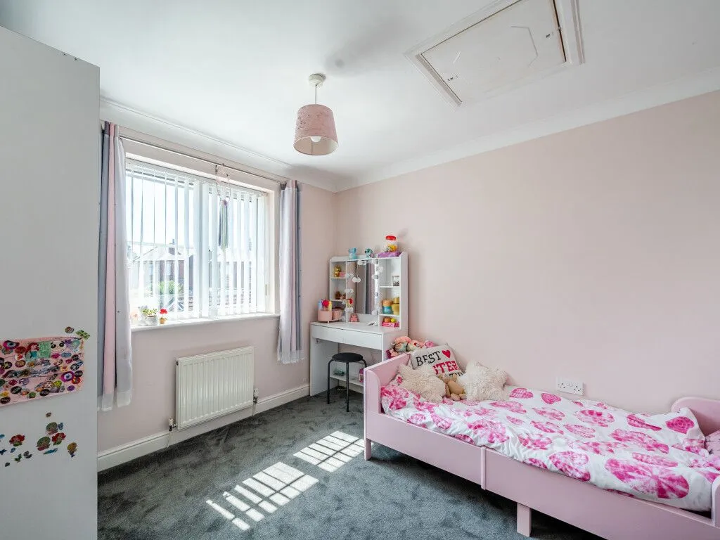 Maryfield Gardens, Ossett, WF5, photo 11