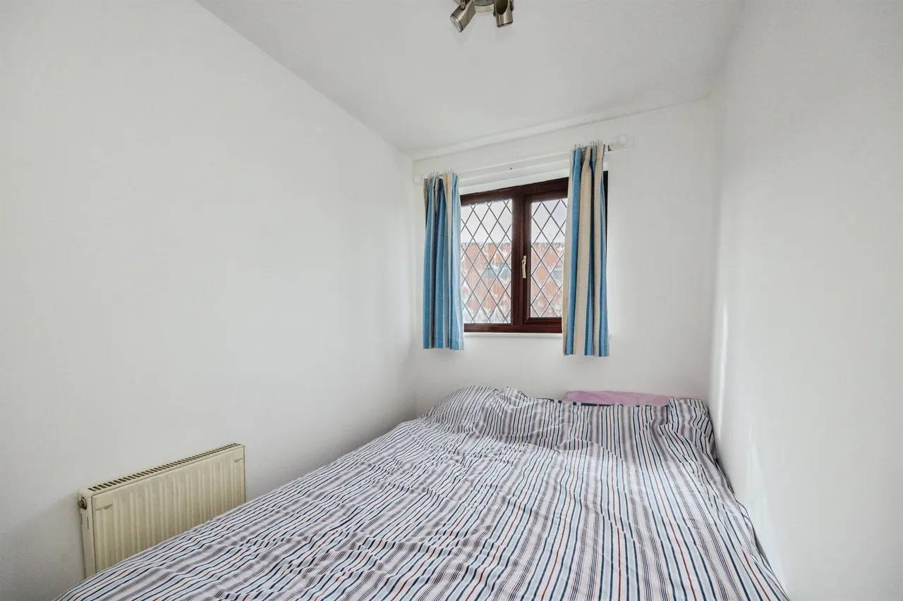 Denning Mews, Southsea, PO5, photo 12