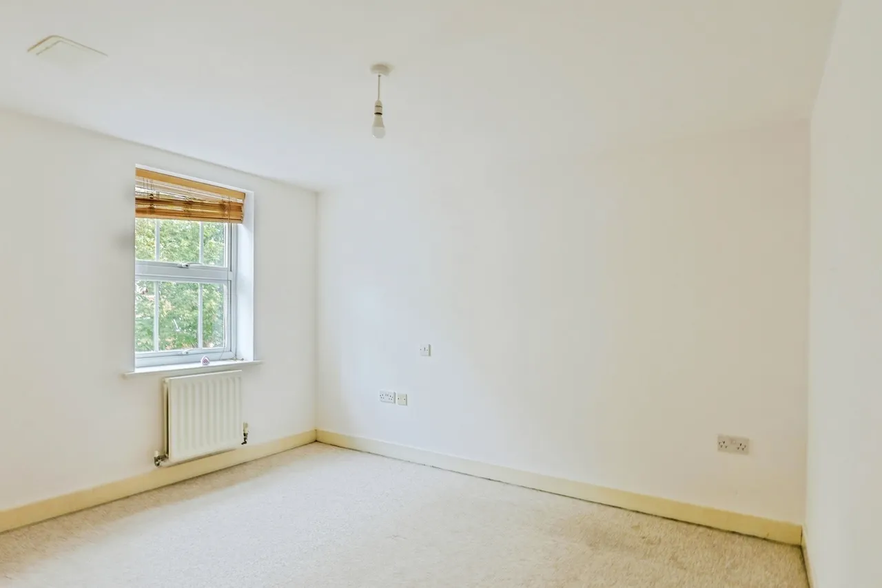 West Cliff Road, West Cliff, BH2, photo 10