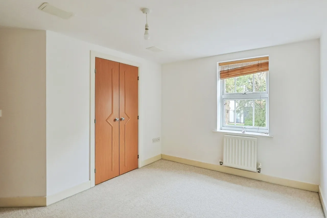 West Cliff Road, West Cliff, BH2, photo 4