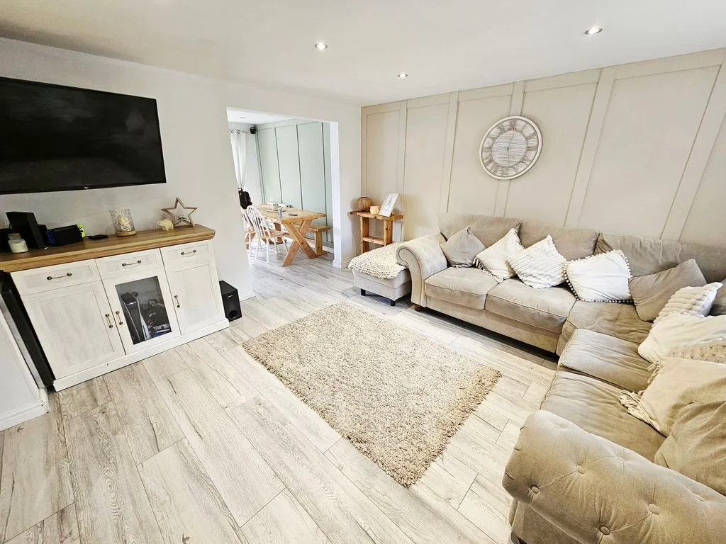 Warrington Drive, New Oscott, B23, photo 2