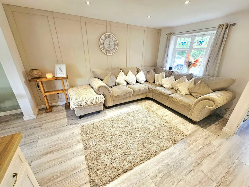 Warrington Drive, New Oscott, B23, photo 6