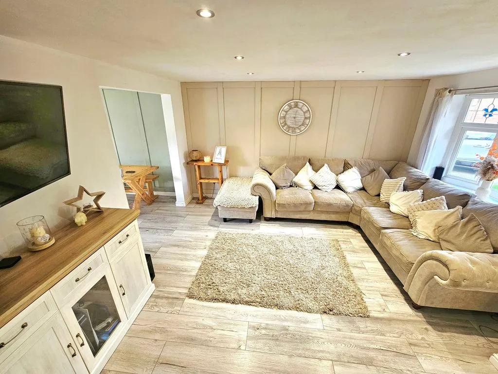Warrington Drive, New Oscott, B23, photo 4