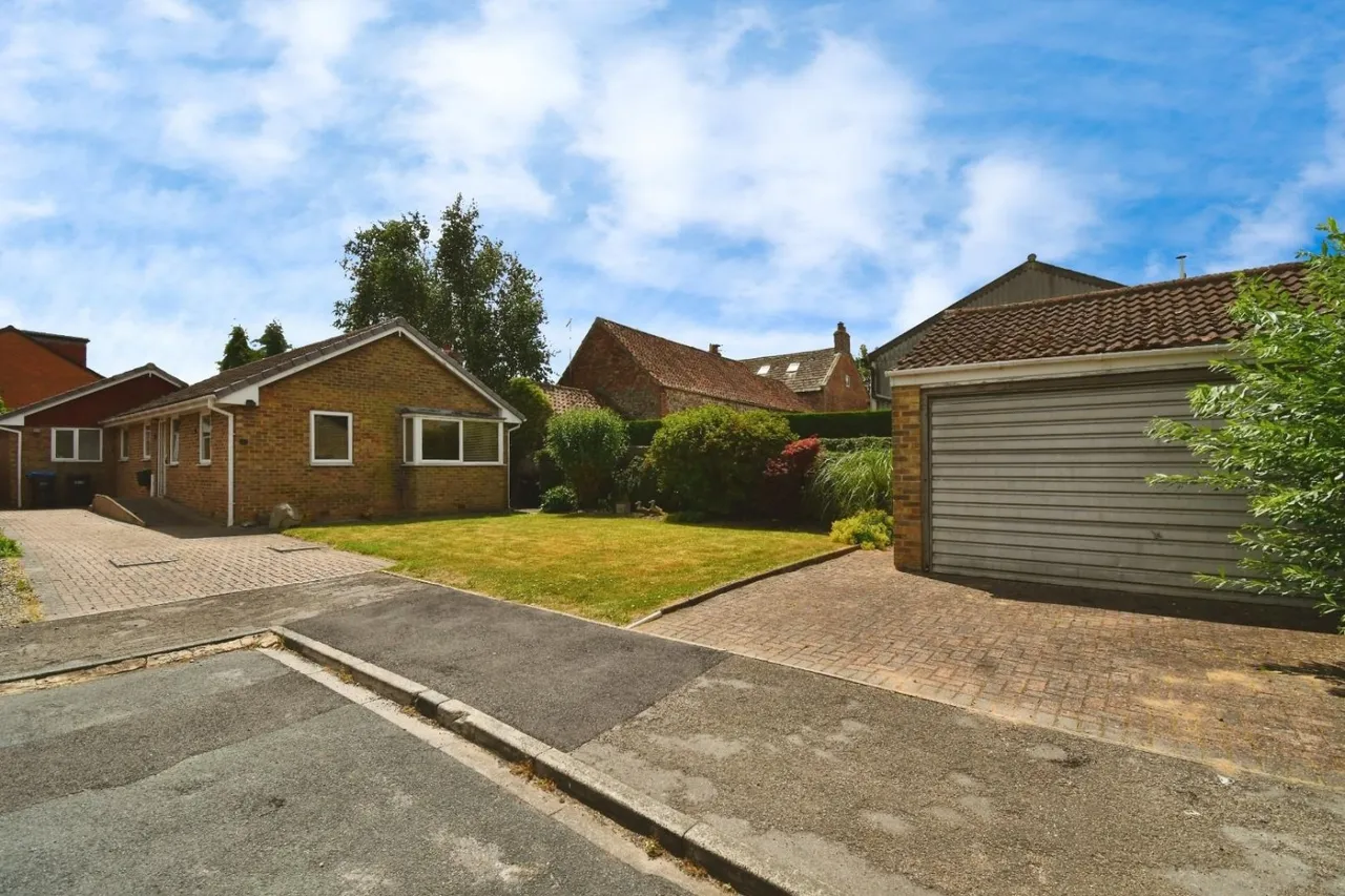 Thornfield Avenue, Dishforth, YO7, photo 17