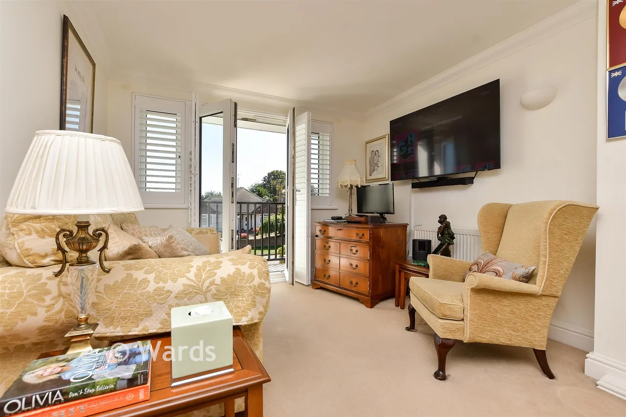 Kingsgate Avenue, Broadstairs, CT10, photo 3